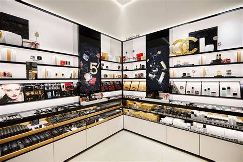 perfume factories near cdg airport